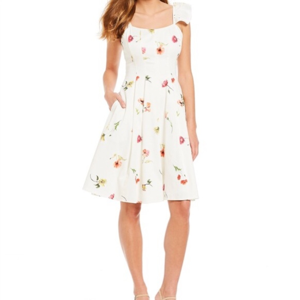 NWT Gianni Bini white floral dress